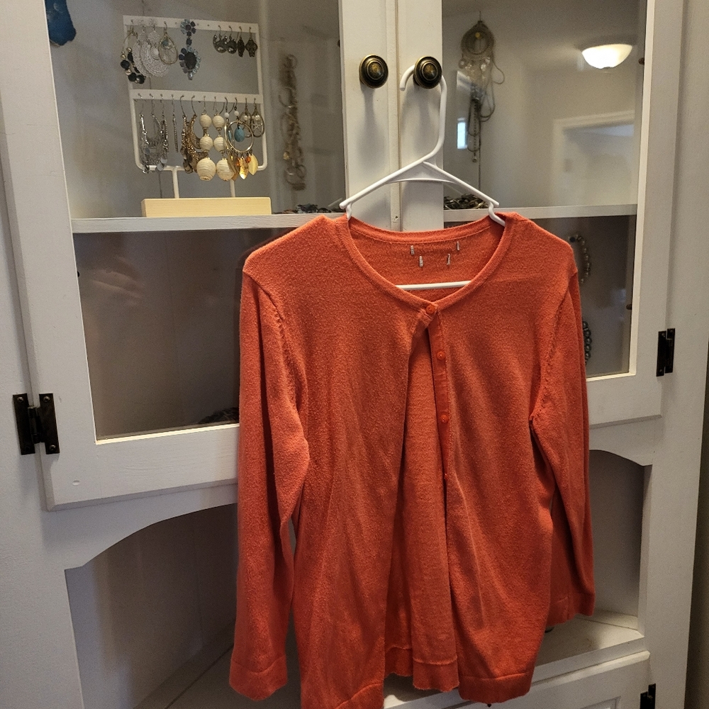 Cardigan by Van Huessen